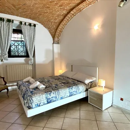 La Stalla Di Palazzo Vedani Angera